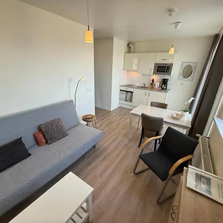 Rasch Hotell 2*
