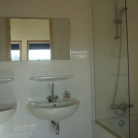 Отель Rasch Берген ан Зее